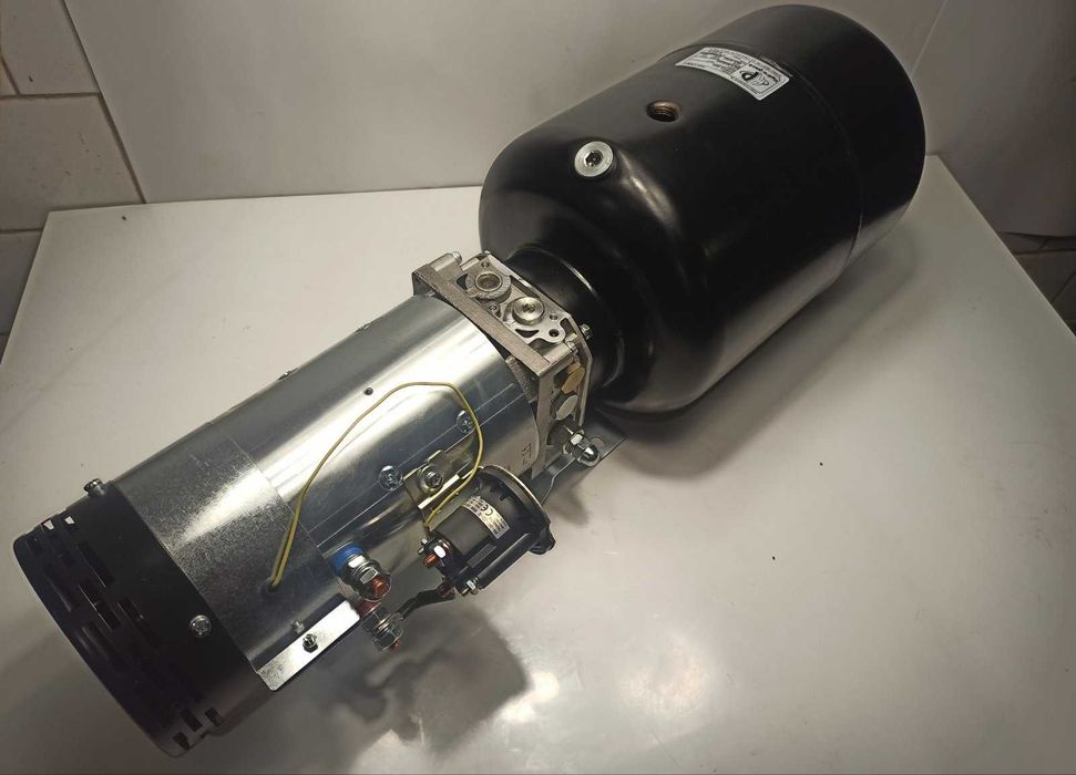 PowerPack 24V для вантажівок, спецтехніки під будь-який гідроциліндр