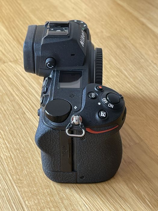 Nikon Z7II przebieg 8 tysiecy, folie na ekranach, dwie baterie