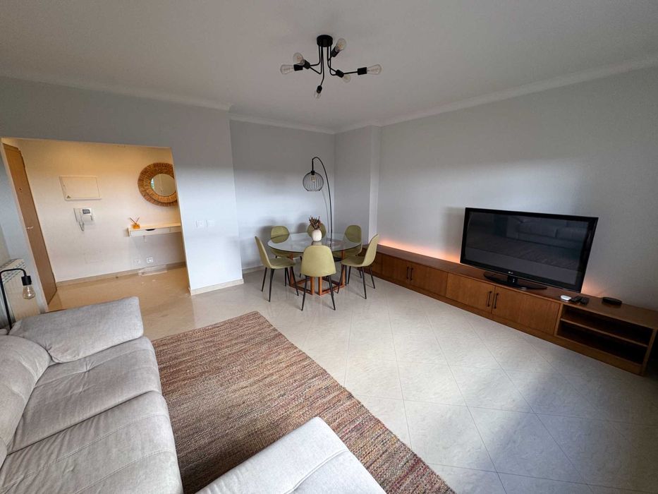 Arrendamento de apartamento t2 na Quinta do Conventinho, Loures