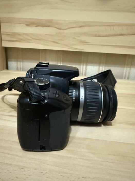 Фотоапарат Canon EOS 400D