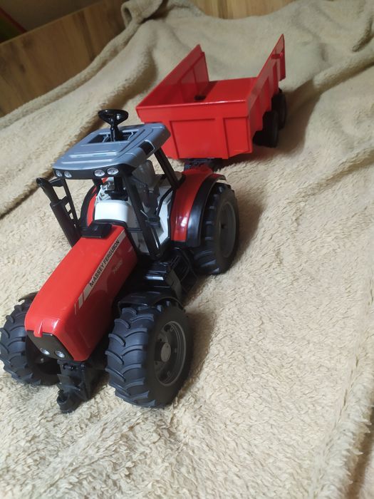 Игрушка трактор Bruder с прицепом