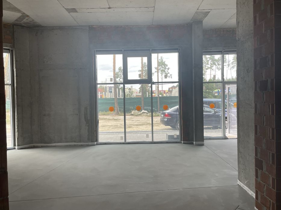 ОРЕНДА або ПРОДАЖ комерційного приміщення