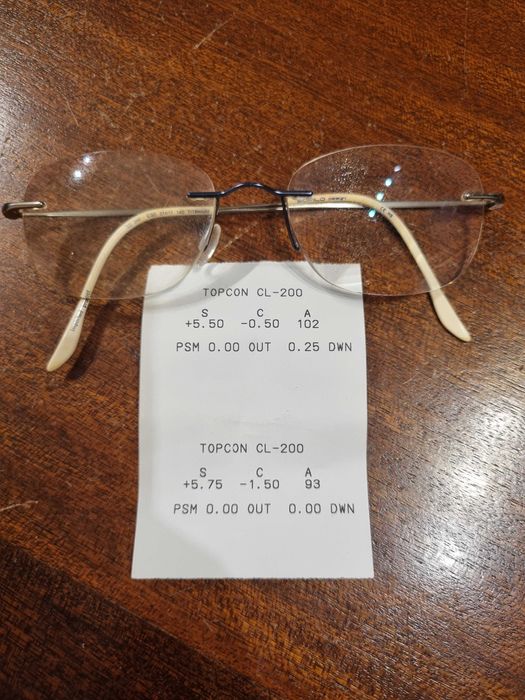Óculos Vintage Actuais   Lentes Graduadas Com  Seu Registo
