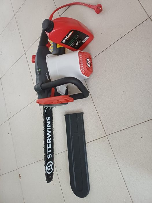 Motosserra elétrica 2000 W 35 cm Sterwins, usado apenas uma vez