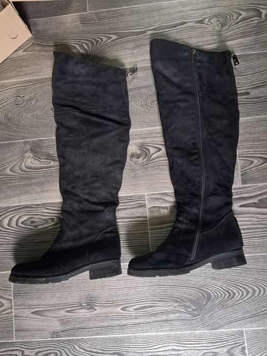 Продам сапоги зимние, ботфорты . Замша натуральная, мех.