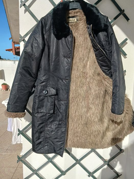 Casaco impermeável forrado a pêlo