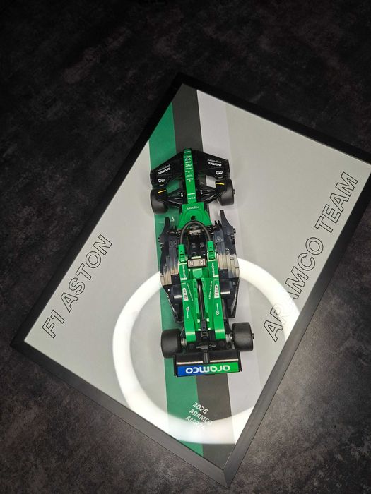 Ramka na LEGO Speed Champions F1 Aston Martin Aramco AMR24 [77245]