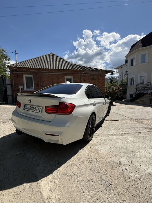 BMW F30 328i xDrive Sport Line
