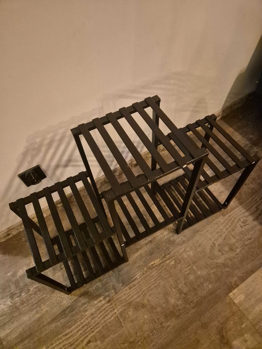 Kwietnik Sinsay czarny