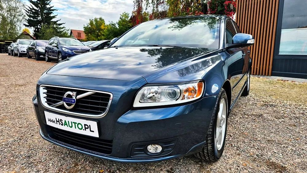 Volvo V50