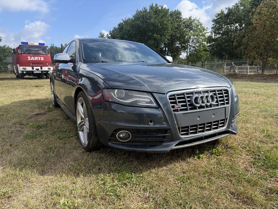 Audi S4 Limousine