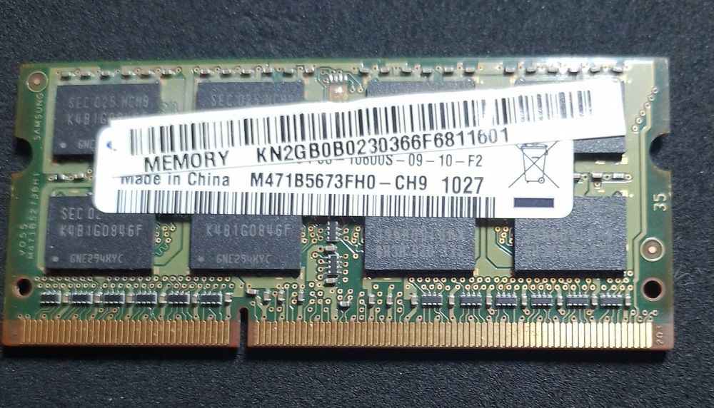 Модуль памяти Samsung 2 GB PC3-10600 DDR3-1333