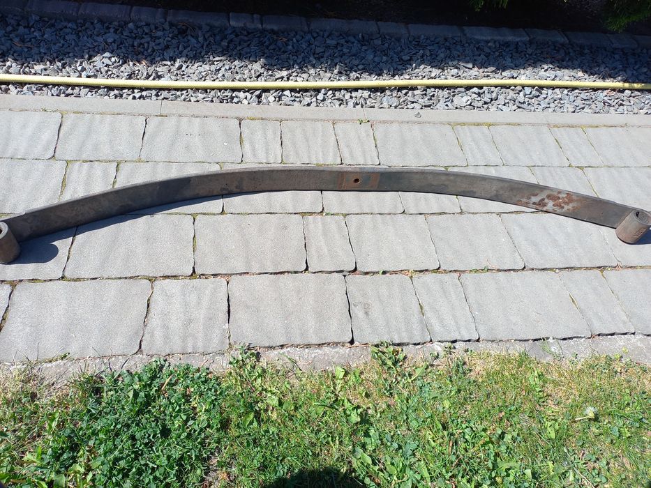 Коріний передній лист ресори до Мерседеса 208.