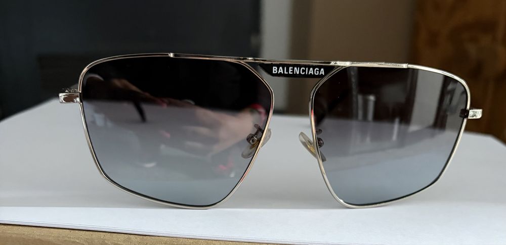 Okulary bb balenciaga.