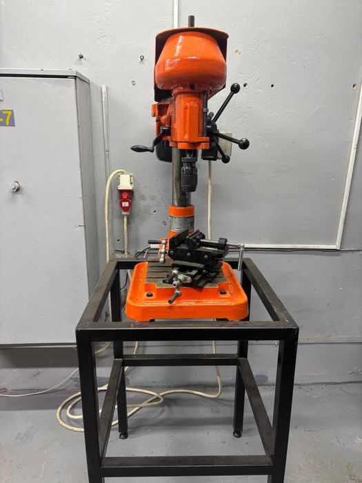 Сверлильний станок НС 12. В чудовому стані