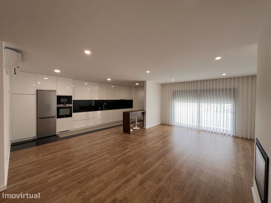 Arrendo Apartamento / Andar Moradia T2