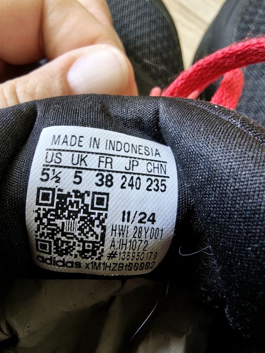 Buty adidas dla chłopaka 38