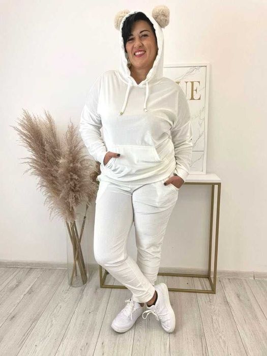 Mega WELUROWY dres MIŚ welur r.50-52-54 czarny