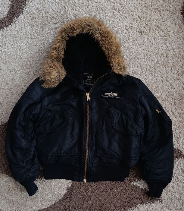 вінтажний бомбер Alpha industries cvu 45 з капішоном