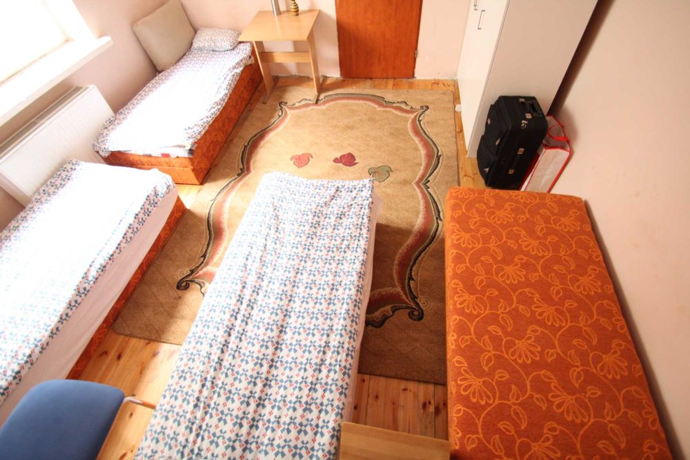 Noclegi hostel pokoj dla 3-4 osób Warszawa Bemowo ХocелКватера кімнати