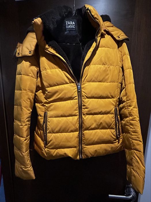 Casaco amarelo zara