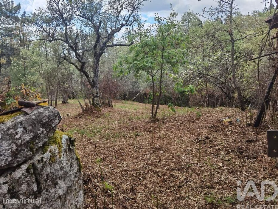Casa de Campo em Aldeias e Mangualde da Serra de 40,00 m2