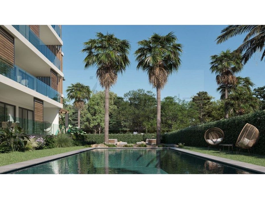 T2 com Terraço e Box em Condomínio de Luxo com Piscina, Ginásio e S...