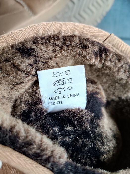 Уггі жіночі натуральні, р.39