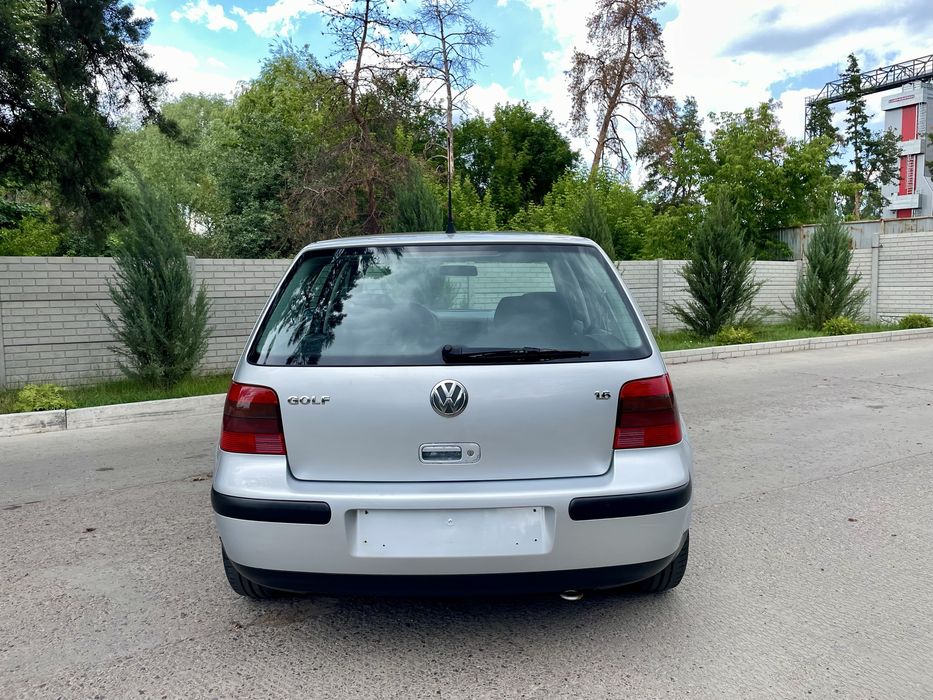 Продам Golf 4 1.6
