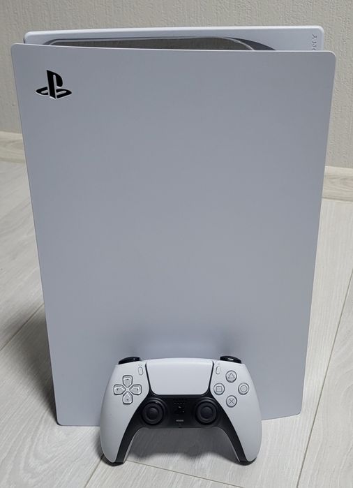 Ігрова консоль Playstation 5, остання ревізія, стан нової