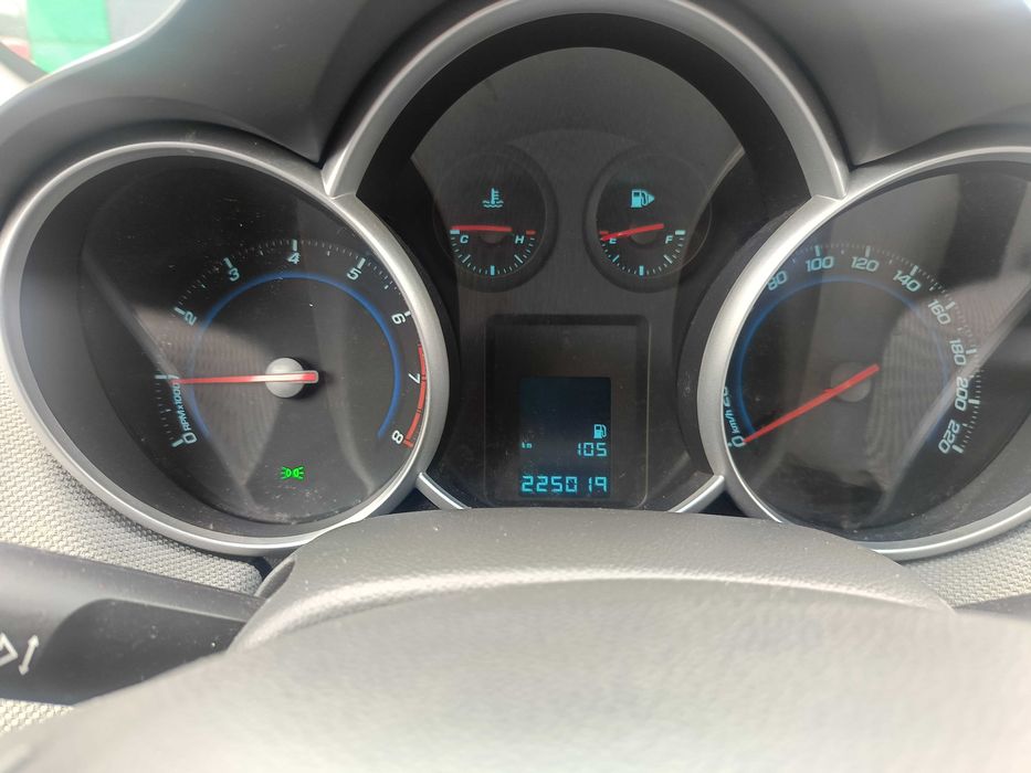 Chevrolet Cruse 1.6 Benzyna