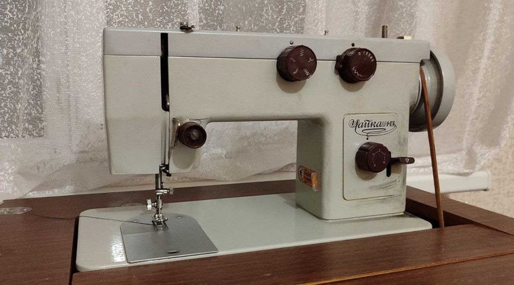 Швейна машинка "Чайка 143"