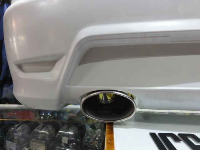 Para-choques traseiro Seat ibiza 6L Cupra em fibra com ou SEM ponteira tipo Cupra 100% inox