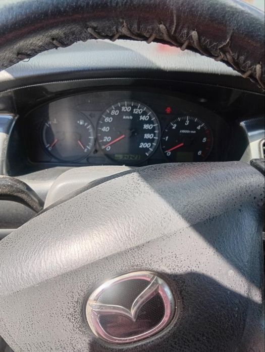 Продам Мазду 2002 року