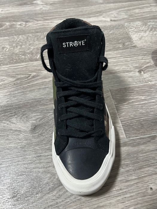 Продам STRAYE кросівки