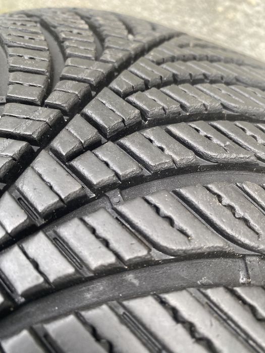 Opona 245/45r18 Goodyear Vector 4 Seasons gen-2