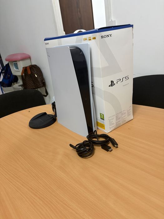 PlayStation 5 com caixa