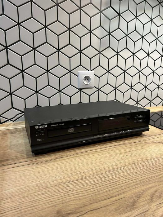 Odtwarzacz Płyt CD X4-Tech CD1000 Uszkodzony
