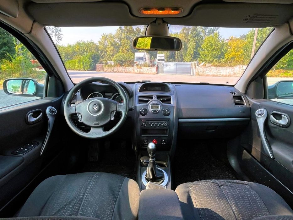 Renault Mégane 1.5 dCi 2008 — 4 Pneus + Embraiagem Nova