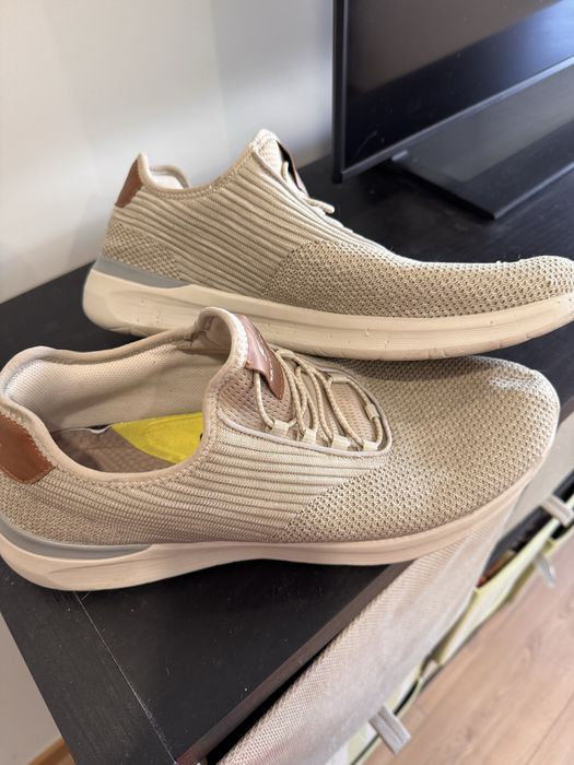 Tenis skechers 48,5 EU com memory foam