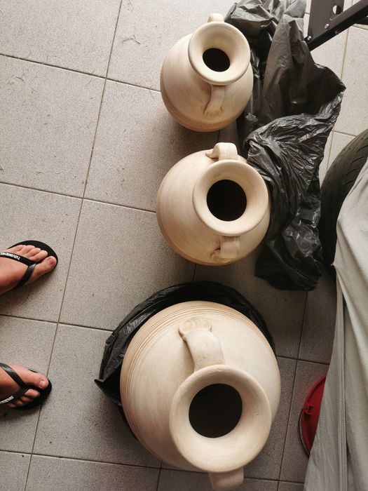 Vendo jarroes em cerâmica