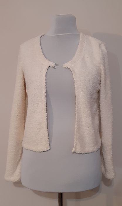 Kremowa narzutka nowa z metką Vero Moda