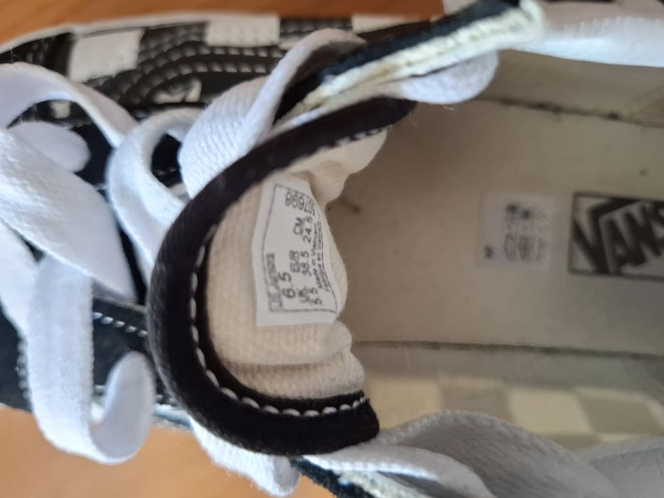 Ténis VANS  37,50