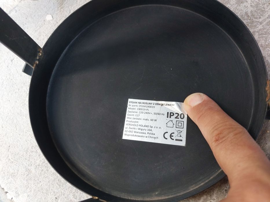 Stojak na rośliny z oświetleniem+ GRATIS!