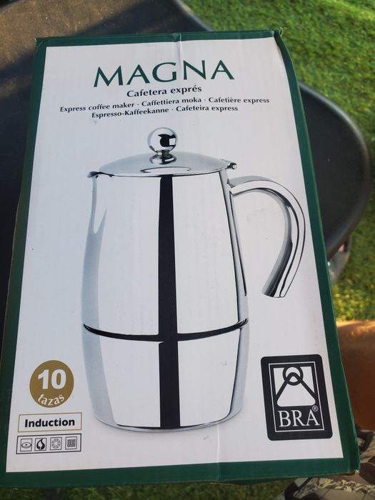 Kawiarka indukcyjna 10 filiżanek MAGNA