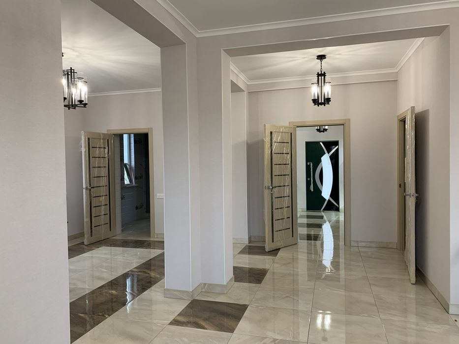 Продам особняк в с.Фурси