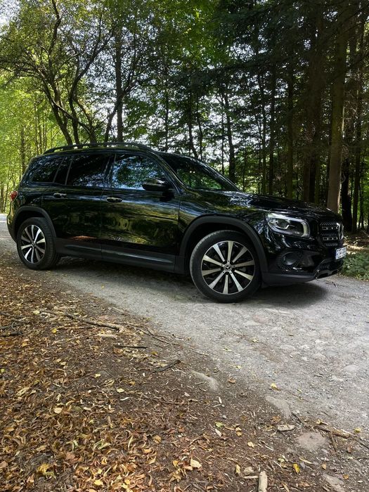 Mercedes-Benz GLB Mercedes Benz GLB 250 4matic 4x4 progressive kamera 360 ,head up