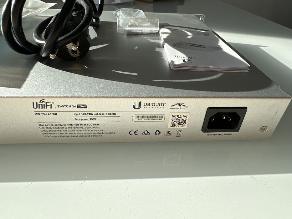 Unifi Switch US-24-250W