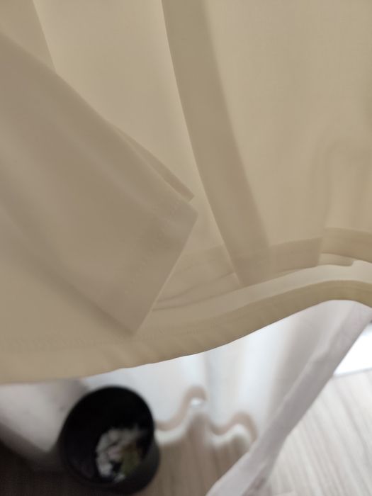 Vestido de cerimónia branco e preto