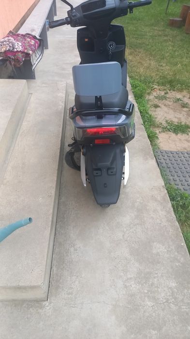 Скутер 2025р електро